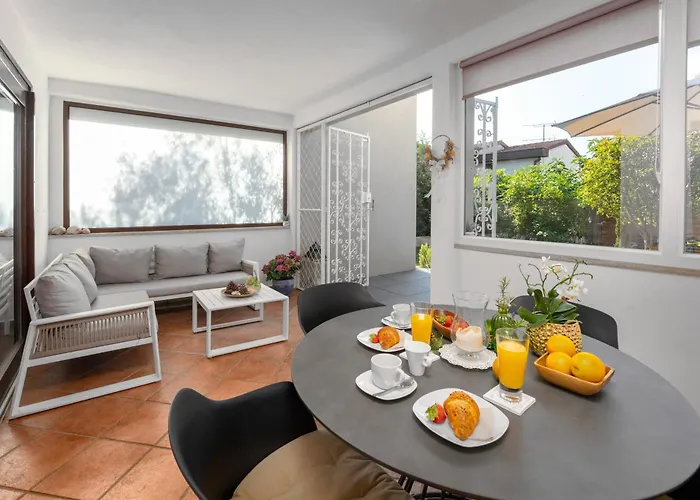 Villa Carla With Garden Poreč