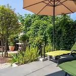Villa Carla With Garden