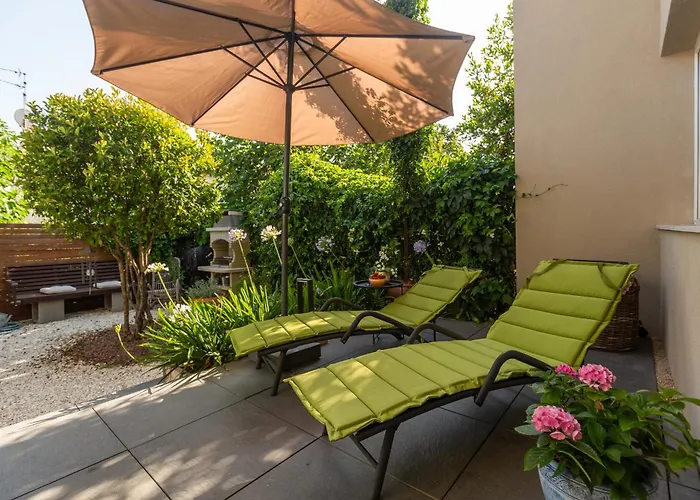 Villa Carla With Garden *