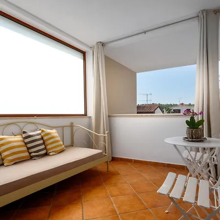 Villa Carla With Garden *